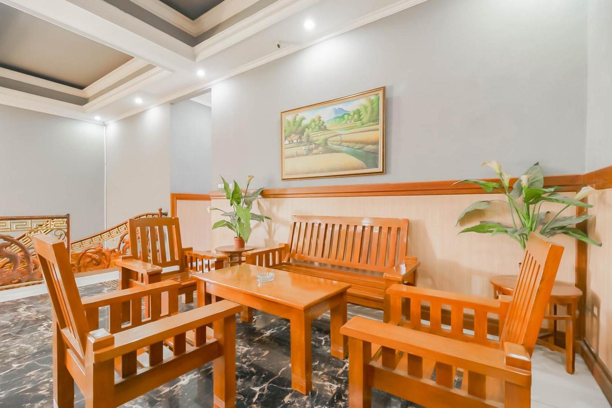 Reddoorz Resort Premium @ Sangkan Hurip Kuningan Exterior foto