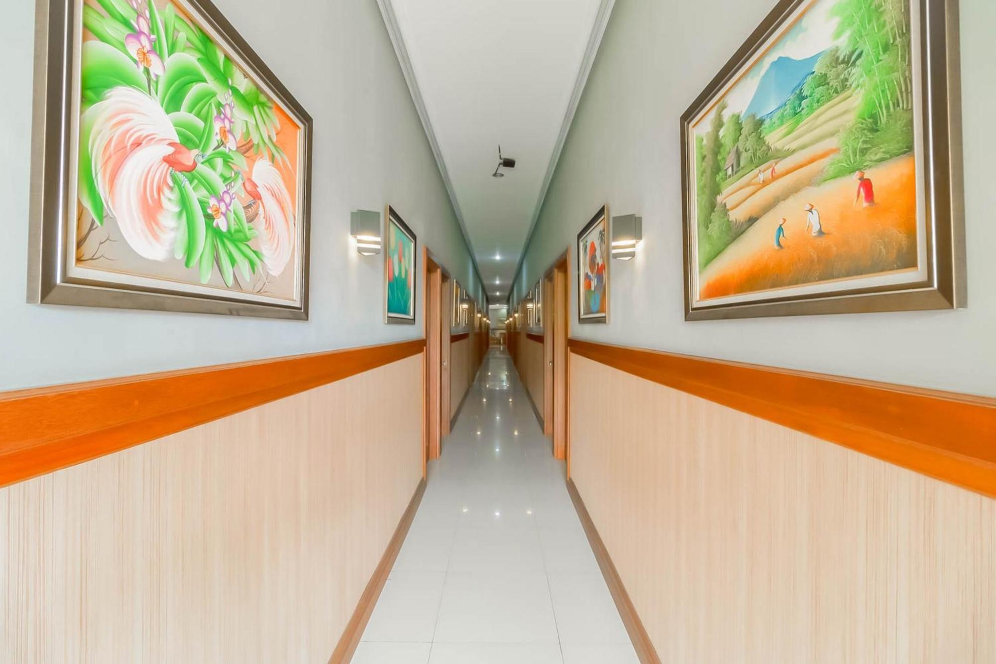 Reddoorz Resort Premium @ Sangkan Hurip Kuningan Exterior foto